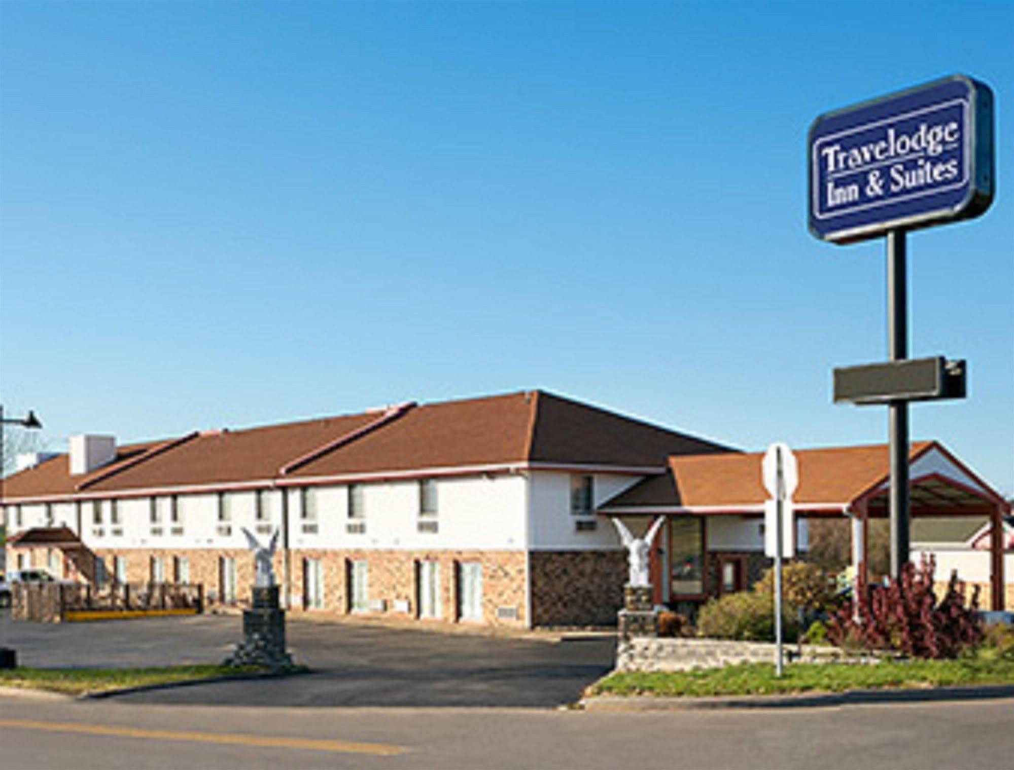 Travelodge Inn & Suites By Wyndham Muscatine מראה חיצוני תמונה